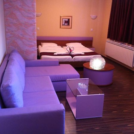 Rusenski Lom Hotel Koshov ภายนอก รูปภาพ