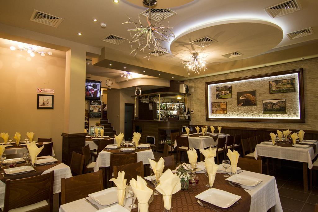 Rusenski Lom Hotel Koshov ภายนอก รูปภาพ