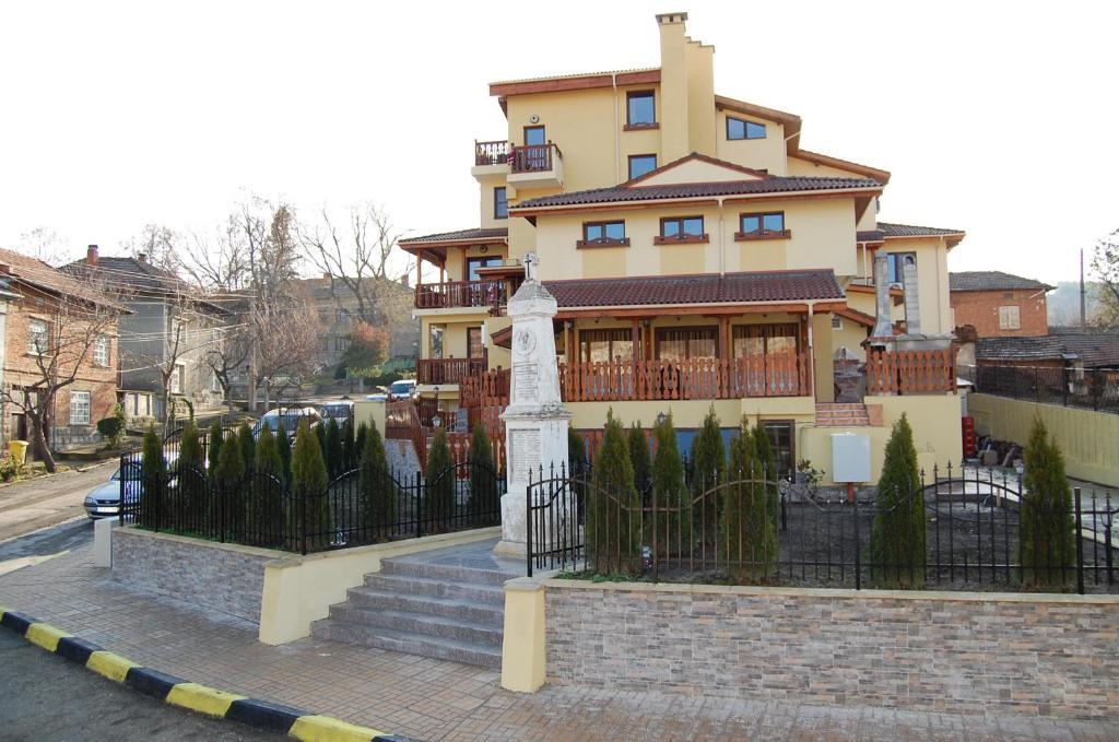 Rusenski Lom Hotel Koshov ภายนอก รูปภาพ
