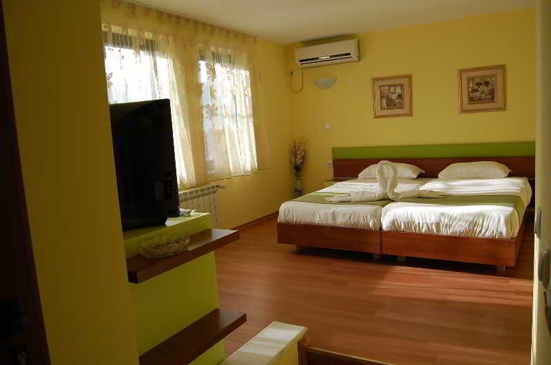 Rusenski Lom Hotel Koshov ภายนอก รูปภาพ