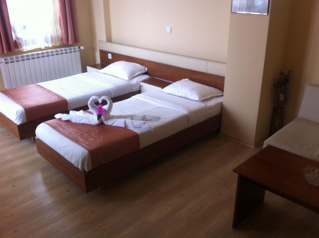 Rusenski Lom Hotel Koshov ภายนอก รูปภาพ